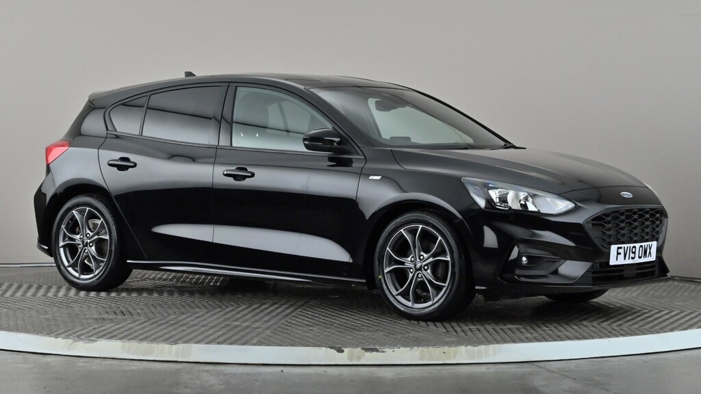 Ford Focus 1.0 Ecoboost 125 St-line FV19OWX Black