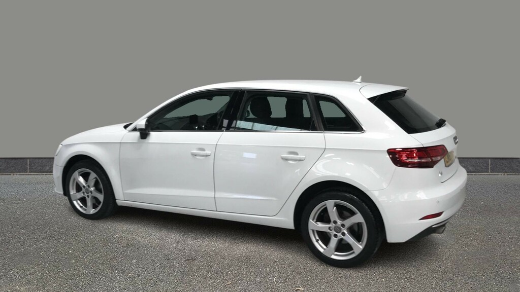 Audi A3 1.6 Tdi 116 Sport S Tronic LN67KPZ White #4