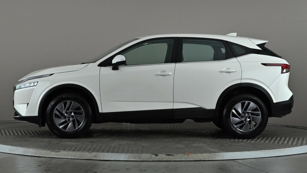 Nissan Qashqai 1.3 Dig-t Mh Acenta Premium White #3