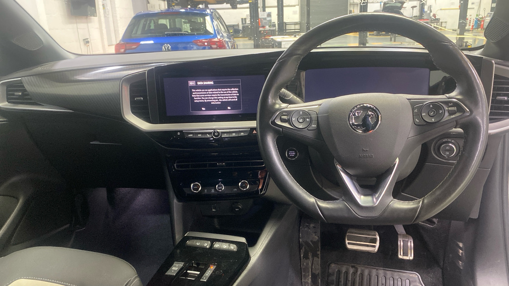Vauxhall Mokka-e 100Kw Ultimate 50Kwh White #6