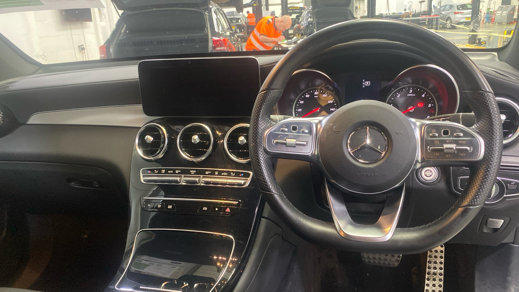 Mercedes-Benz GLC Class Glc 300De 4Matic Amg Line 9G-tronic Silver #6