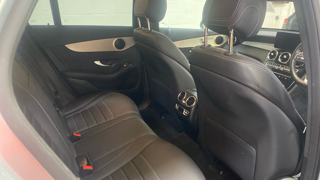 Mercedes-Benz GLC Class Glc 300De 4Matic Amg Line 9G-tronic Silver #5