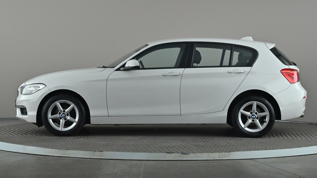 BMW 1 Series 118D Se Navservotronic YA68OGY White #3