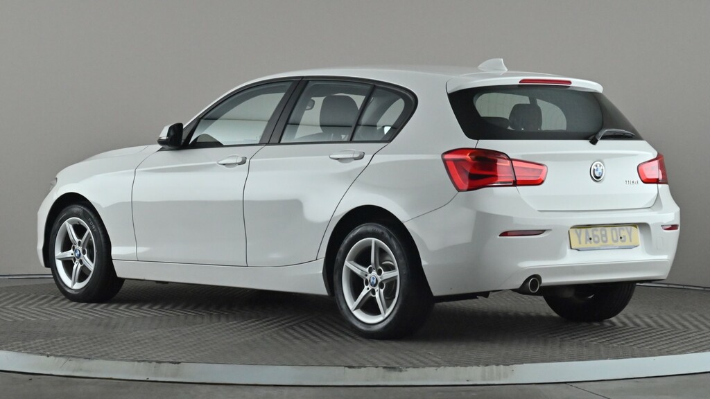 BMW 1 Series 118D Se Navservotronic YA68OGY White #4