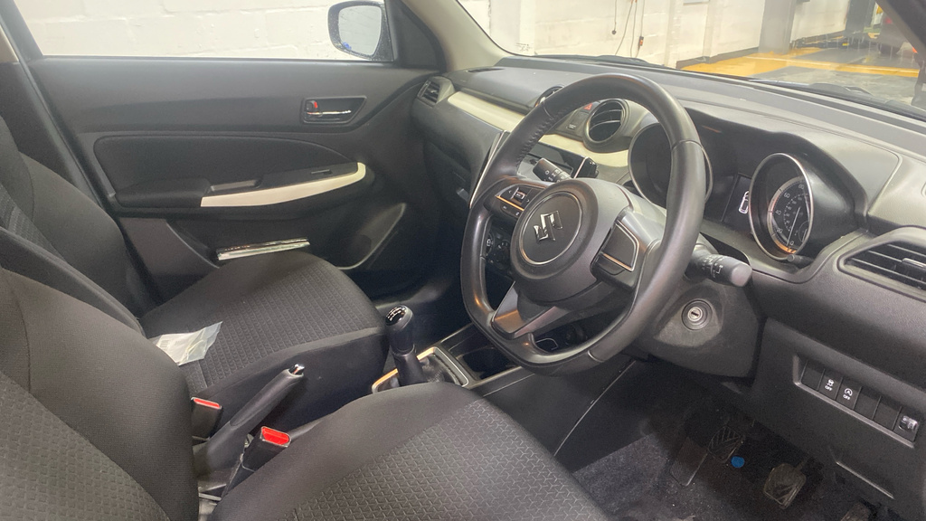 Suzuki Swift 1.2 Dualjet Shvs Sz-t Black #4