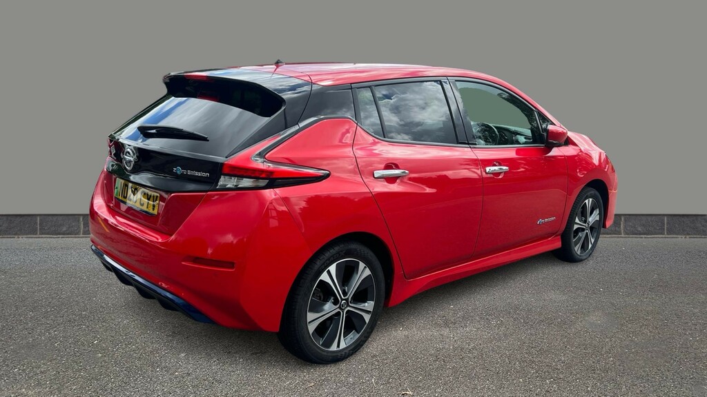 Nissan Leaf 160Kw E Tekna 62Kwh Red #6