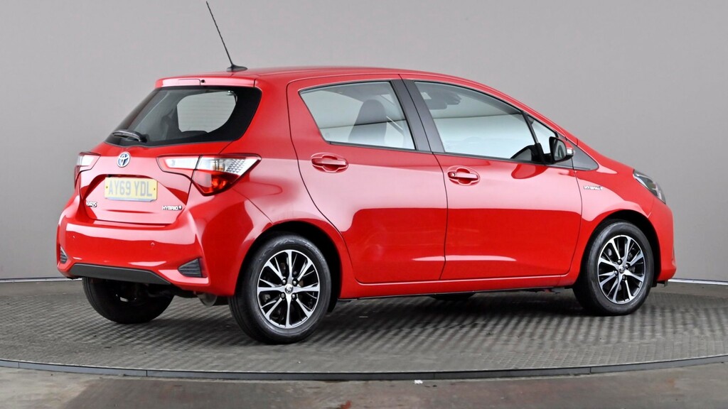 Toyota Yaris 1.5 Hybrid Icon Tech Cvt Red #6