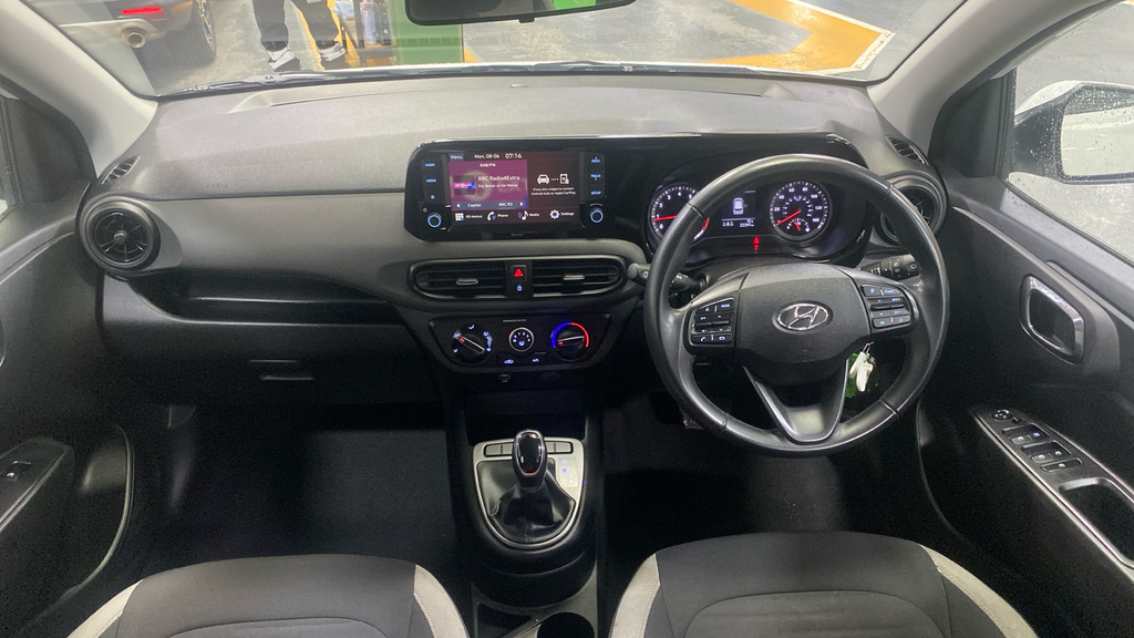 Hyundai I10 1.0 Mpi Se Connect White #4