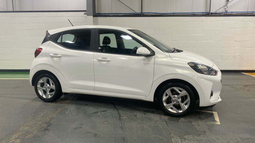 Hyundai I10 1.0 Mpi Se Connect White #3