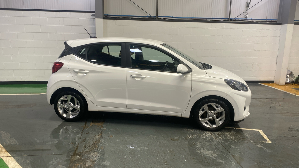 Hyundai I10 1.0 Mpi Se Connect White #2