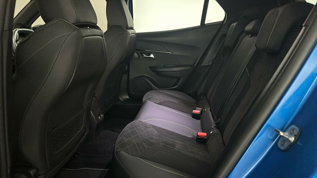 Peugeot 2008 1.2 Puretech Active Grey #21