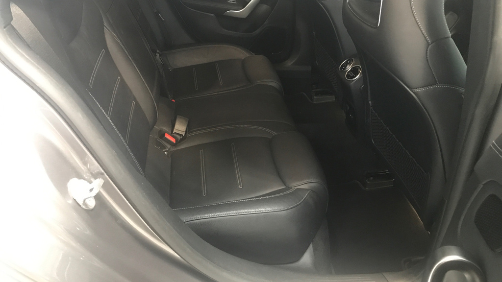 Mercedes-Benz CLA Class 35 Premium Plus 4Matic Tip Yellow #20