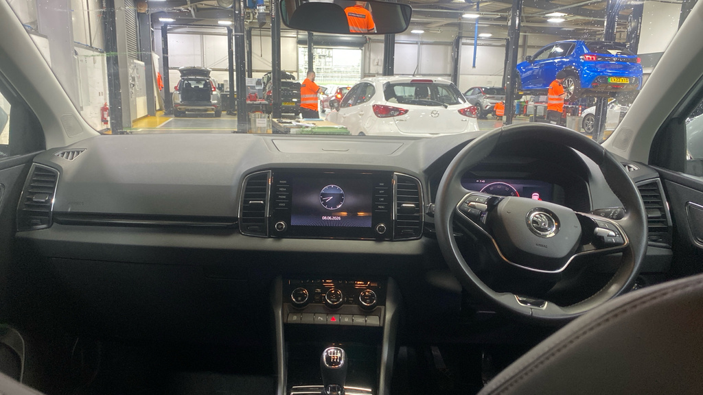 Skoda Karoq 1.0 Tsi 116 Se L Silver #6
