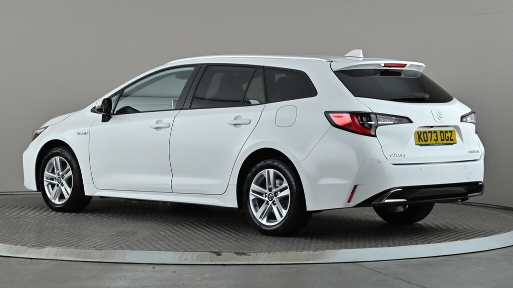 Suzuki Swace 1.8 Hybrid Ultra Cvt White #4