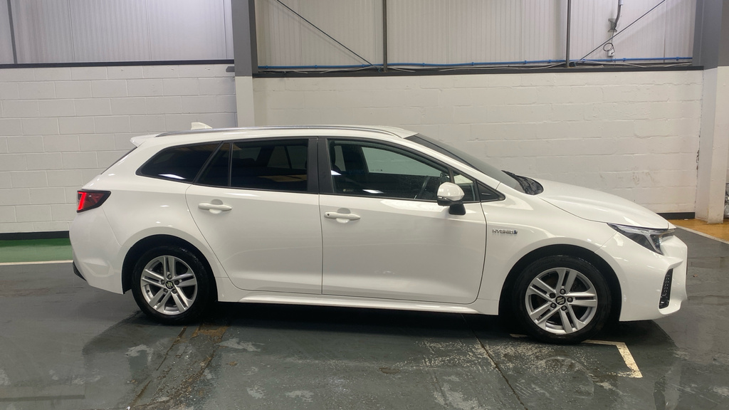 Suzuki Swace 1.8 Hybrid Ultra Cvt White #3