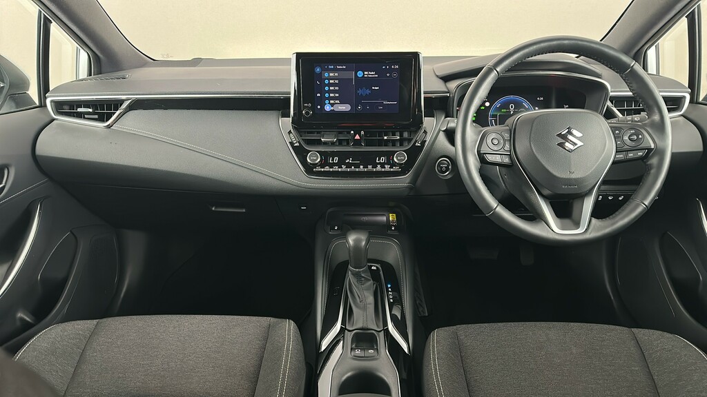 Suzuki Swace Motion Hev Cvt 1.8 Silver #13