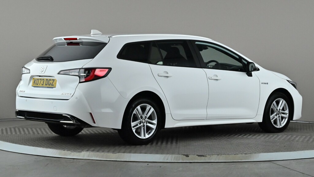 Suzuki Swace 1.8 Hybrid Ultra Cvt White #6