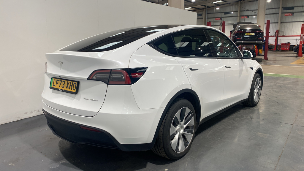 Tesla Model Y Long Range Awd White #5