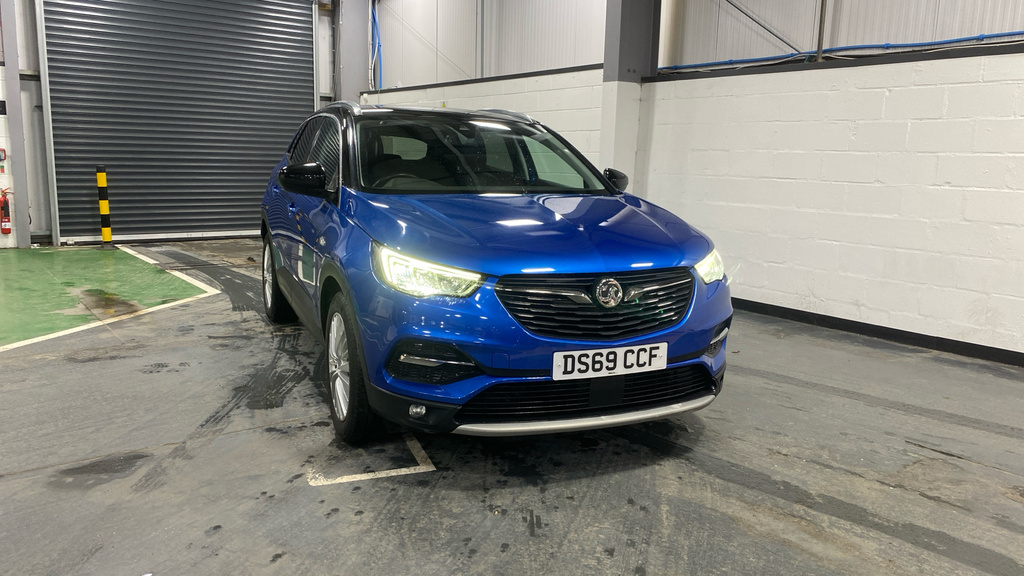Vauxhall Grandland X 1.5 Turbo D Business Edition Nav Blue