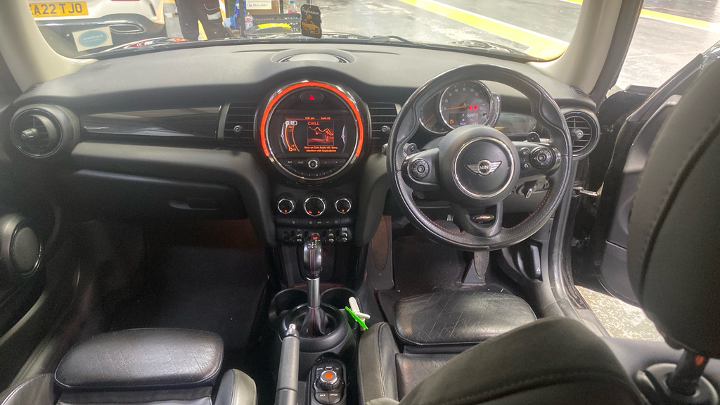 Mini Hatch 2.0 Cooper S Chili Pack YK67FXO Black #6