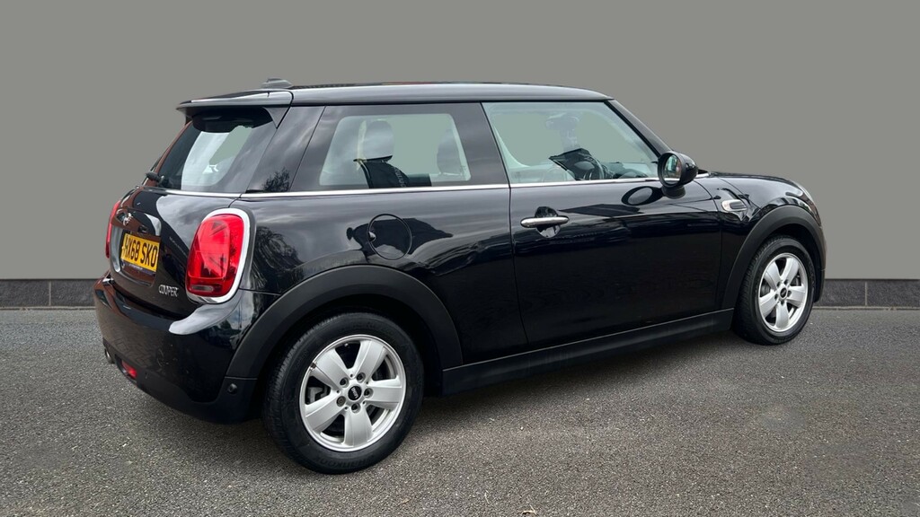 Mini Hatch 1.5 Cooper Classic II HX68SKO Black #6