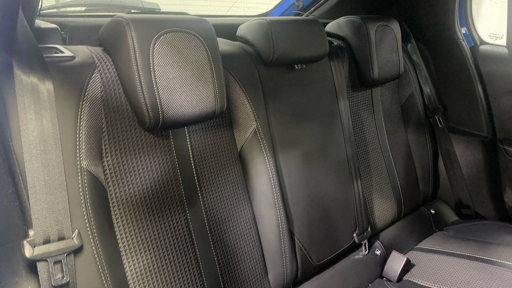 Peugeot e-208 100Kw Gt 50Kwh Blue #6