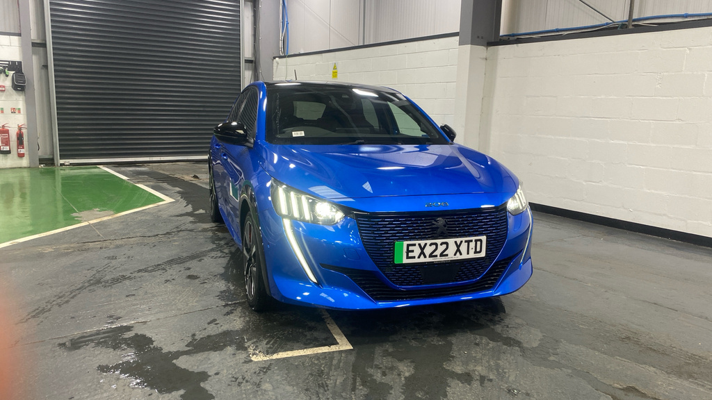 Peugeot e-208 100Kw Gt 50Kwh Blue #2