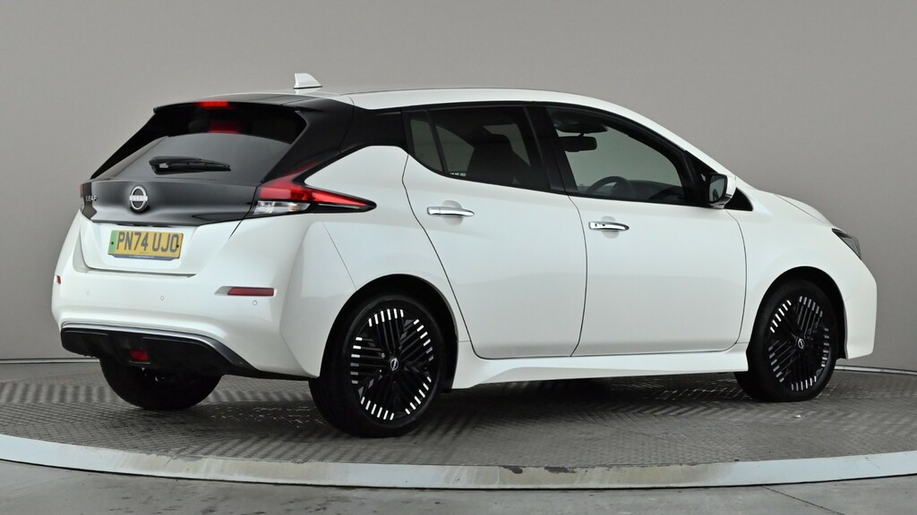 Nissan Leaf 110Kw N-connecta 39Kwh White #6