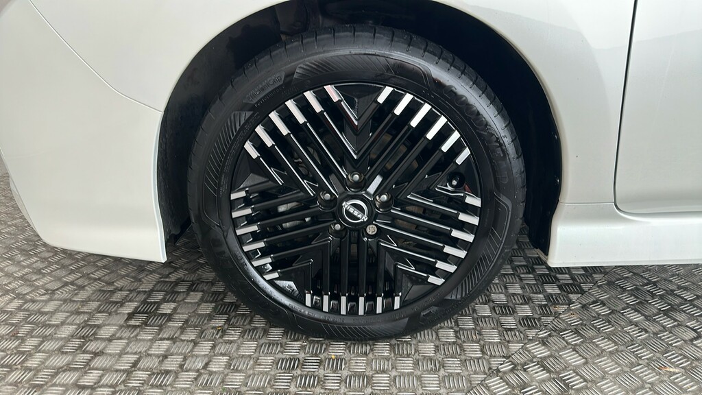 Nissan Leaf 110Kw Tekna 39Kwh Black #19