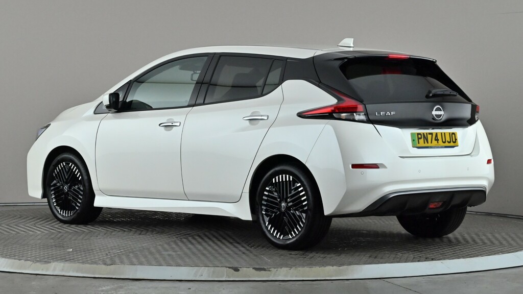 Nissan Leaf 110Kw N-connecta 39Kwh White #4