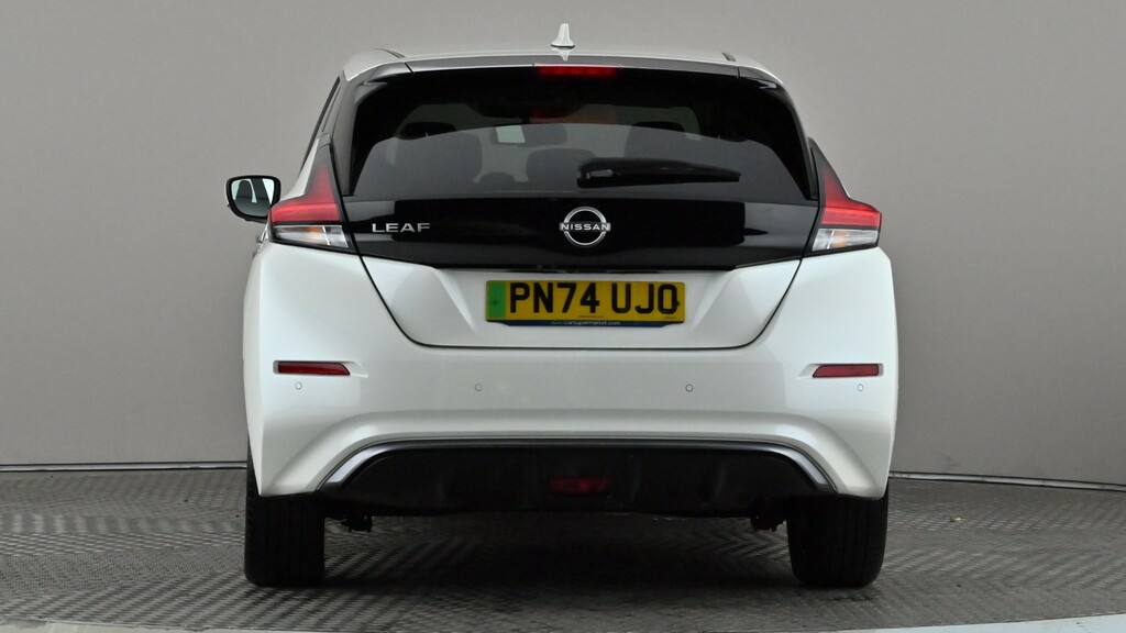 Nissan Leaf 110Kw N-connecta 39Kwh White #5