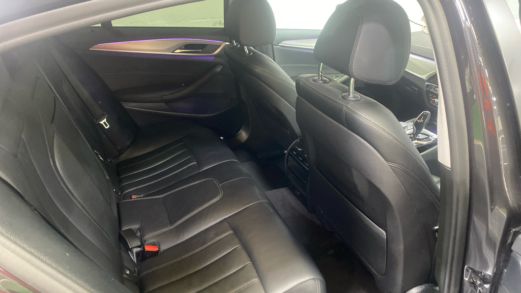 BMW 5 Series 520D Se Grey #5