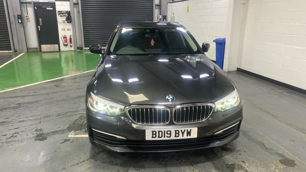 BMW 5 Series 520D Se Grey #2
