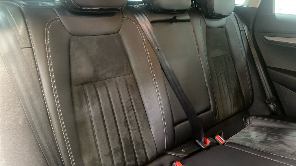 Skoda Karoq 1.0 Tsi 116 Se L Black #6
