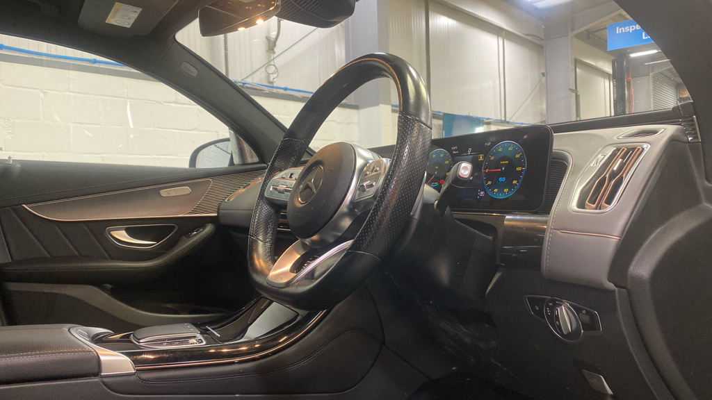 Mercedes-Benz EQC Eqc 400 300Kw Amg Line Premium 80Kwh Grey #4