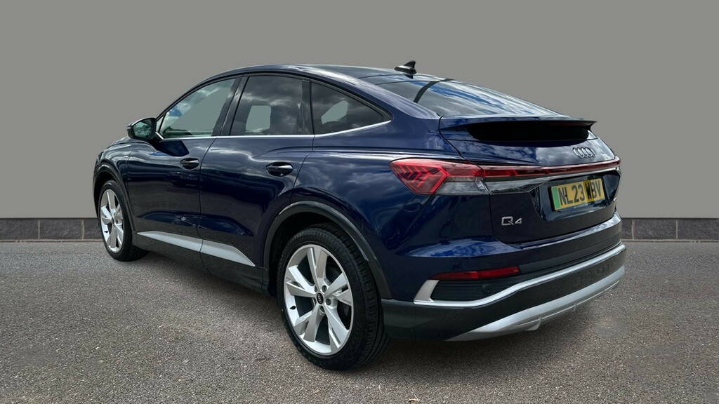 Audi Q4 E Tron 150Kw 40 82Kwh S Line NL23WBV Blue #4