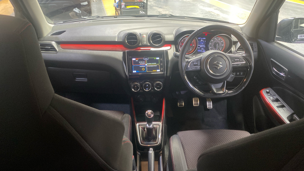 Suzuki Swift 1.4 Boosterjet Sport Black #6