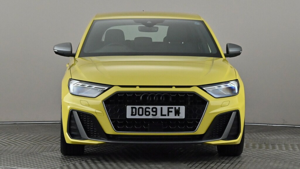 Audi A1 40 Tfsi S Line Competition S Tronic Yellow #2