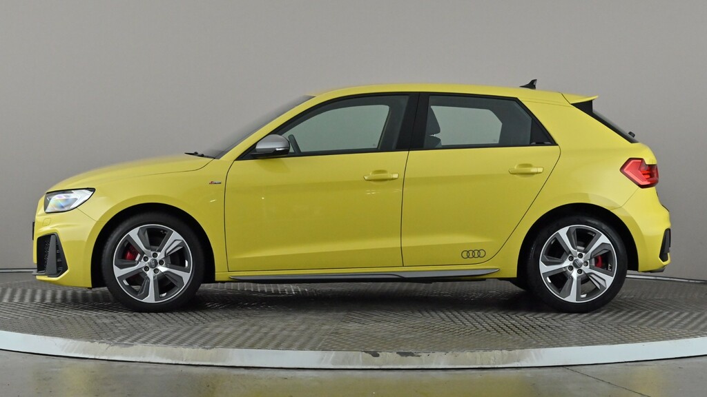 Audi A1 40 Tfsi S Line Competition S Tronic Yellow #3