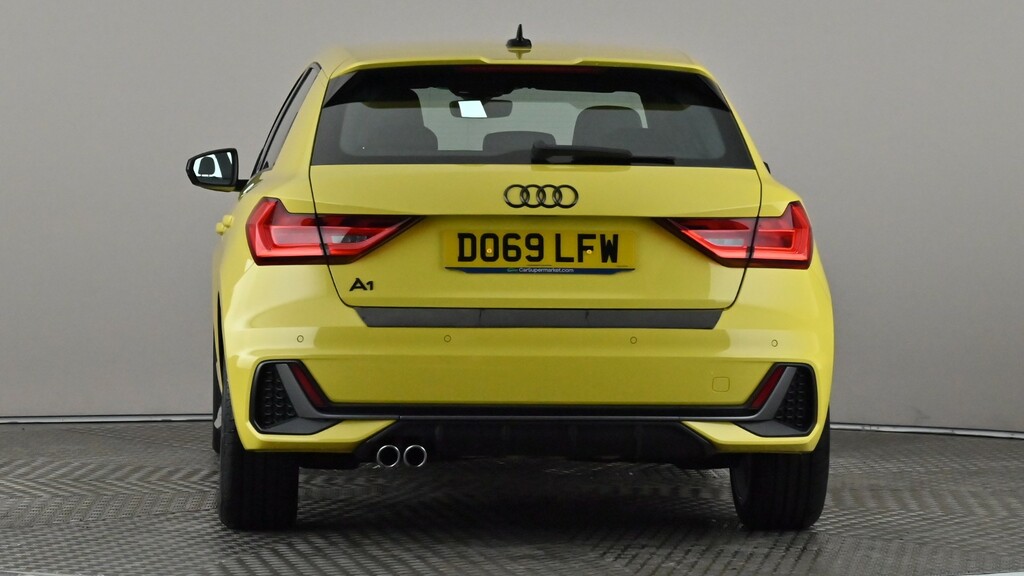 Audi A1 40 Tfsi S Line Competition S Tronic Yellow #5