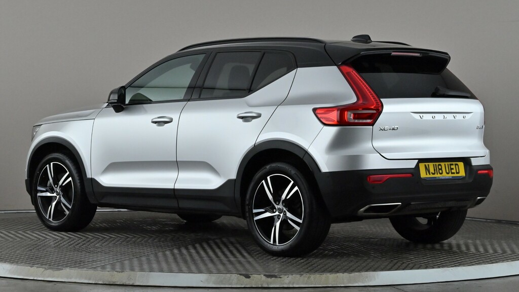 Volvo XC40 2.0 D4 190 First Edition Awd Geartronic NJ18UED Silver #4