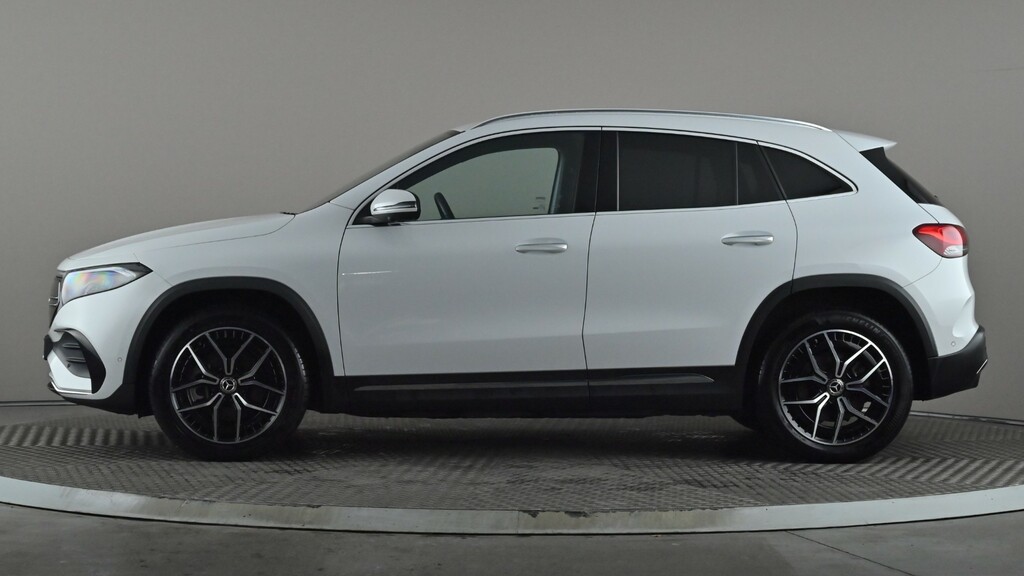 Mercedes-Benz EQA Eqa 250 140Kw Amg Line Premium 70.5Kwh White #3