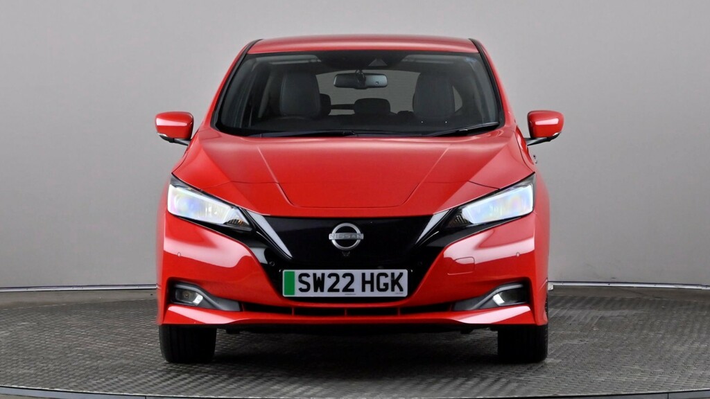 Nissan Leaf 110Kw N-connecta 39Kwh Red #2