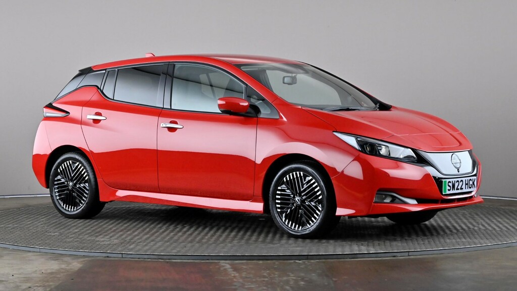 Nissan Leaf 110Kw N-connecta 39Kwh Red