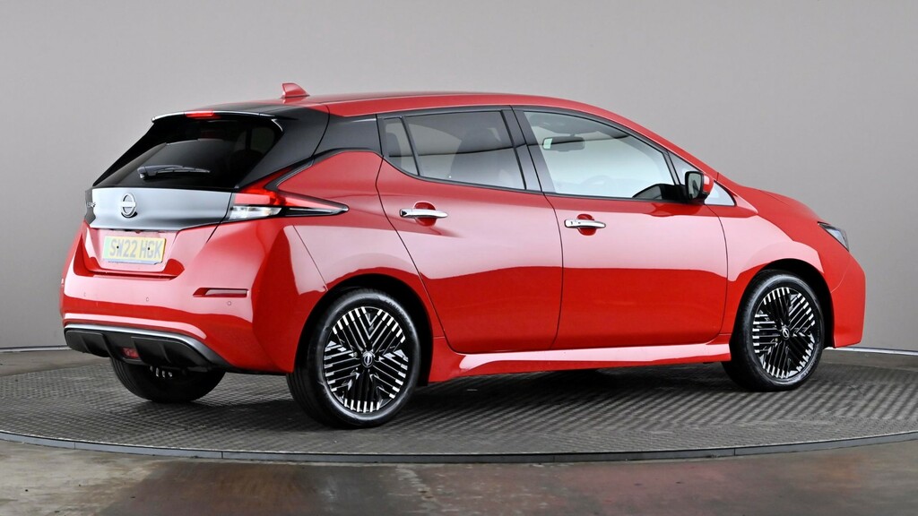 Nissan Leaf 110Kw N-connecta 39Kwh Red #6