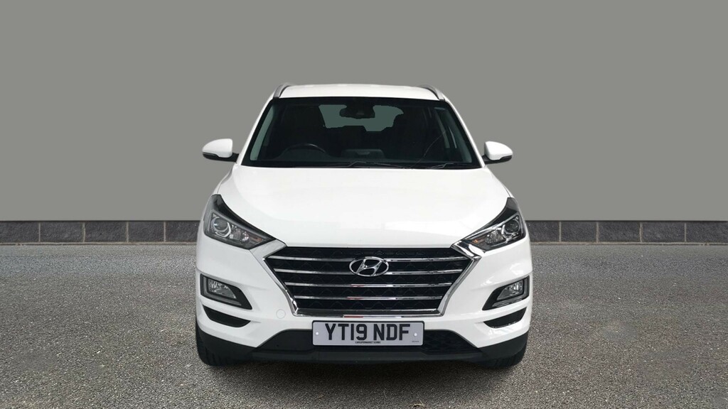 Hyundai Tucson 1.6 Gdi Se Nav 2Wd White #2