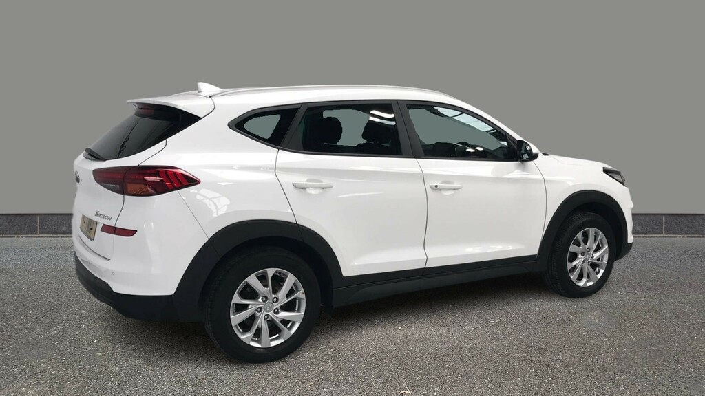 Hyundai Tucson 1.6 Gdi Se Nav 2Wd White #6