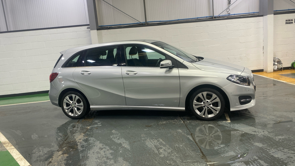 Mercedes-Benz B Class B200d Sport Executive Silver #2