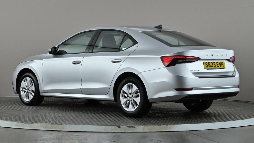 Skoda Octavia 2.0 Tdi Se Technology Silver #4
