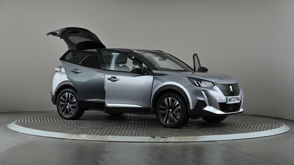 Peugeot e-2008 Active Premium White #7